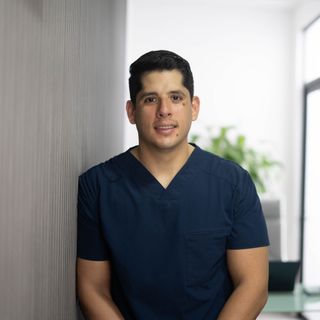 Fotografía de Dr. Kareem Escandon Manzur, Dentista - Odontólogo en Tuxtla Gutierrez, Chiapas