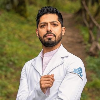 Fotografía de Dr. Dennis Angeles Tamborrell, Cirujano general en Pachuca de Soto, Hidalgo