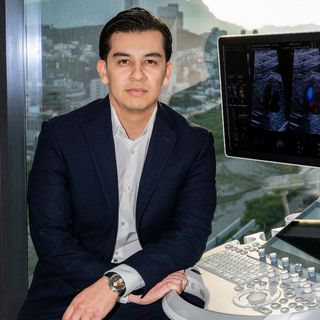 Fotografía de Dr. Andrés Murillo Mendoza, Ginecólogo en Monterrey, Nuevo Leon