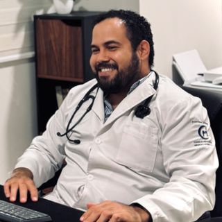 Fotografía de Dr. Diego Alejandro Arce Lopez, Internista en Puerto Vallarta, Jalisco