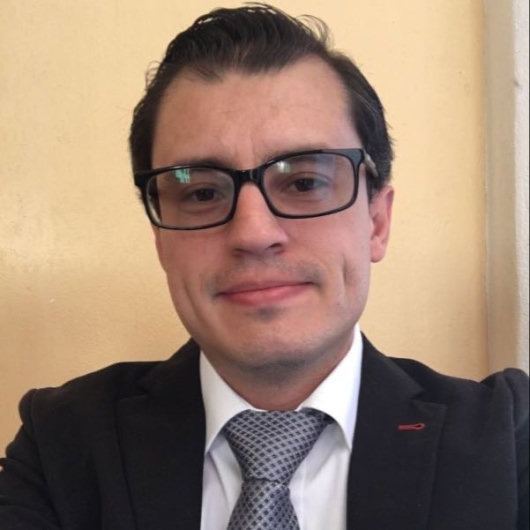 Fotografía de Dr. Héctor Jonatan Hernández, Ginecólogo en Guadalajara, Jalisco