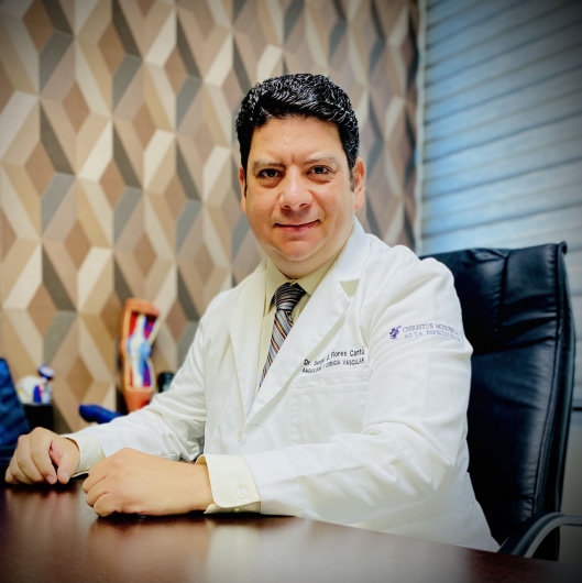 Fotografía de Dr. Sergio Omar Flores Cantú, Angiólogo en Monterrey, Nuevo Leon