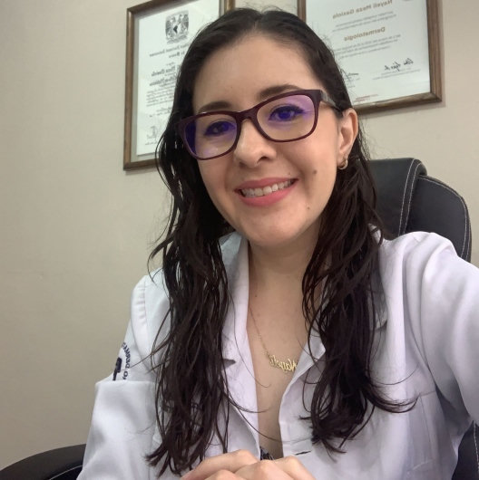 Fotografía de Dra. Nayeli Meza Gaxiola, Dermatólogo en Tuxtla Gutierrez, Chiapas