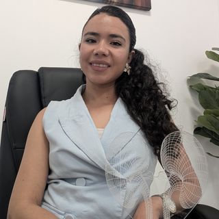 Fotografía de Dra. Karla Diaz, Nefrólogo en Guadalajara, Jalisco