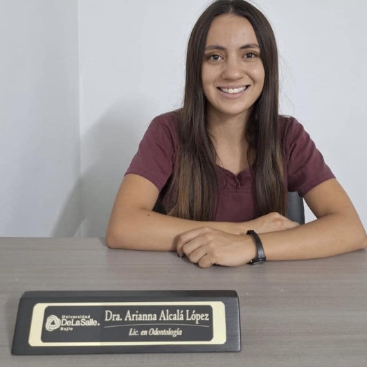 Fotografía de Dra. Arianna Alcalá López, Dentista - Odontólogo en Leon, Guanajuato