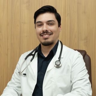 Fotografía de Dr. Leonel Alexander Rangel Reyna, Oncólogo en Monterrey, Nuevo Leon