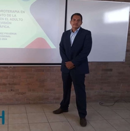 Fotografía de Lic. Salvador Martínez, Fisioterapeuta en Zapopan, Jalisco