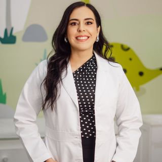 Fotografía de Dra. Andrea Delgado Moreno, Pediatra en Mexicali, Baja California