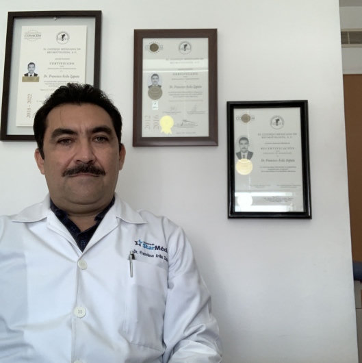Fotografía de Dr. Francisco Avila Zapata, Reumatólogo en Merida, Yucatan