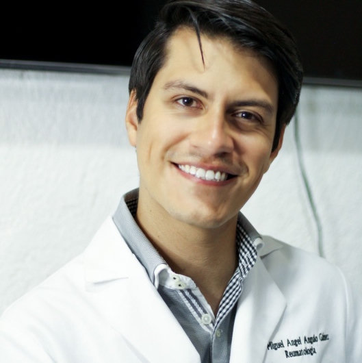Fotografía de Dr. Miguel Ángel Angulo Gámez, Reumatólogo en Merida, Yucatan