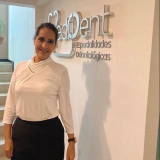Fotografía de Dra. Isabeau Corona Moreno, Dentista - Odontólogo en Morelia, Michoacan