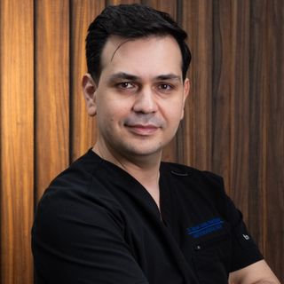 Fotografía de Dr. Gabriel Dávila Rodríguez, Gastroenterólogo en Monterrey, Nuevo Leon