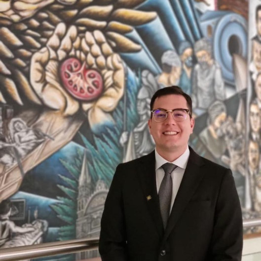 Fotografía de Dr. Alfredo Govea, Nefrólogo en Guadalajara, Jalisco