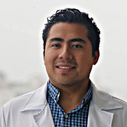 Fotografía de Dr. Paris Martinez Sosa, Cirujano general en Coyoacan, Ciudad de Mexico