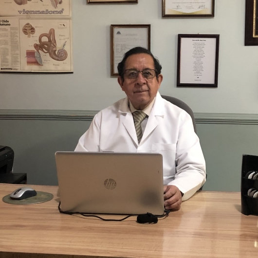 Fotografía de Dr. Santos Carlos López Nava, Audiólogo en Aguascalientes, Aguascalientes