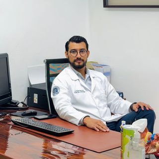 Fotografía de Dr. Eduardo Diego Pérez, Urólogo en Merida, Yucatan