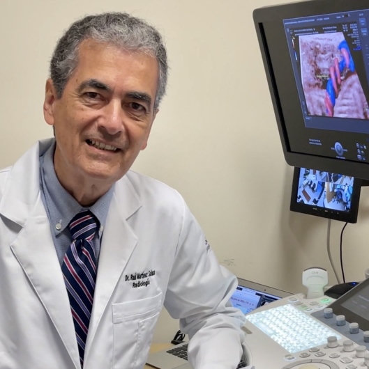 Fotografía de Dr. Raúl Martínez Salinas, Radiólogo en Monterrey, Nuevo Leon