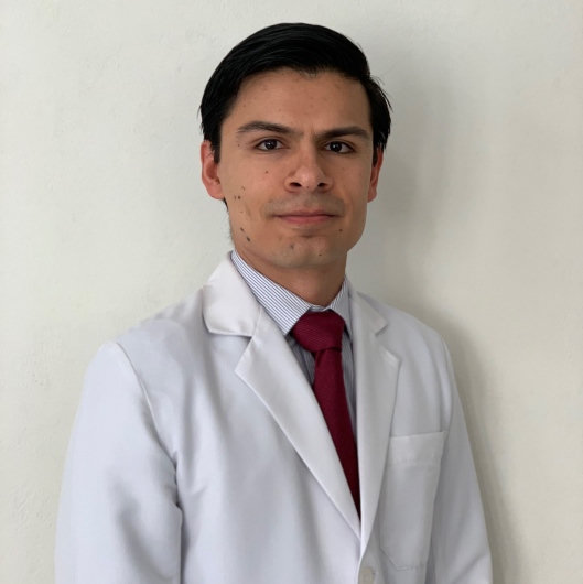 Fotografía de Dr. Oscar Alejandro Medina Navarro, Dermatólogo en Merida, Yucatan