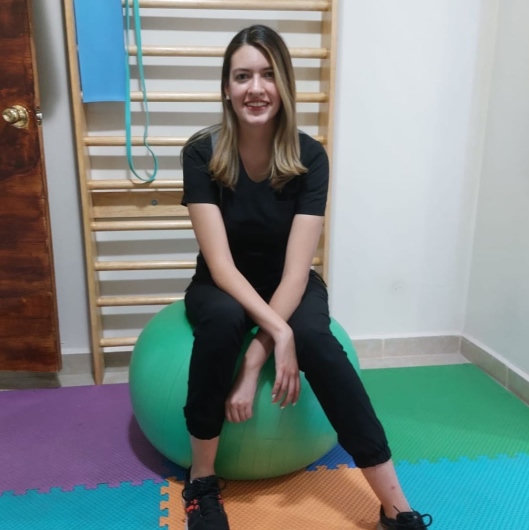Fotografía de Lic. Karla Mariana Cervantes Gama, Fisioterapeuta en Tlalnepantla de Baz, Estado de Mexico