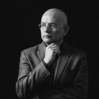 Fotografía de Dr. Marco Juan Carlos Rosel Palacios, Psiquiatra en Celaya, Guanajuato