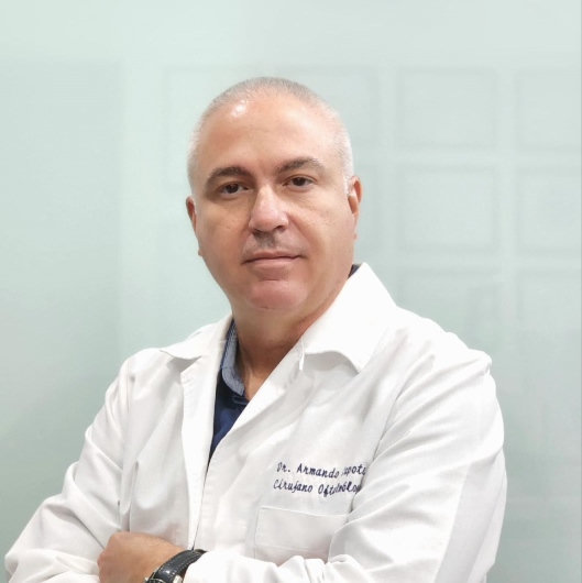 Fotografía de Dr. Armando Capote Cabrera, Oftalmólogo en Benito Juárez, Quintana Roo