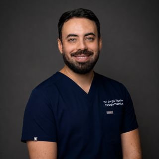 Fotografía de Dr. Jorge Tejada, Cirujano plástico en Tlalpan, Ciudad de Mexico
