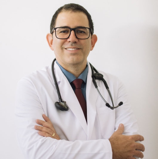 Fotografía de Dr. Alberto Antonio Yanes Quintana, Médico general en Guadalajara, Jalisco