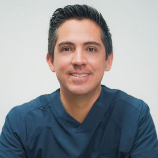 Fotografía de Dr. Juan Carlos Guzmán Castañeda, Dentista - Odontólogo en San Luis Potosi, San Luis Potosi