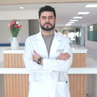 Fotografía de Dr. Juan Manuel Tapia, Traumatólogo en Solidaridad, Quintana Roo