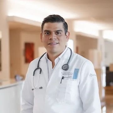 Fotografía de Dr. Alonso Ramírez Sánchez, Cirujano general en Veracruz, Veracruz