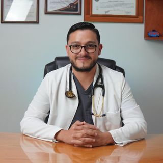 Fotografía de Dr. Erick Ivan Alonso Meza, Geriatra en Guadalajara, Jalisco