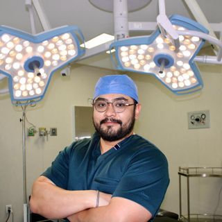Fotografía de Dr. Ketzalkoatl Tecomahua Román, Cirujano general en Ecatepec de Morelos, Estado de Mexico