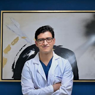 Fotografía de Dr. Alberto Robles Méndez Hernández, Cirujano general en Cuauhtemoc, Ciudad de Mexico