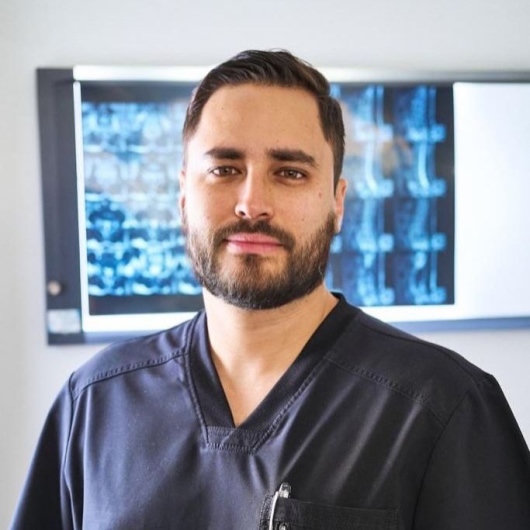 Fotografía de Dr. René Crisanto Mora Ávila, Ortopedista en Zapopan, Jalisco