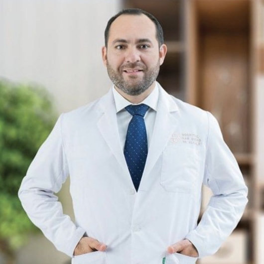 Fotografía de Dr. Carlos Gpe. Pardini Angulo, Traumatólogo en Hermosillo, Sonora