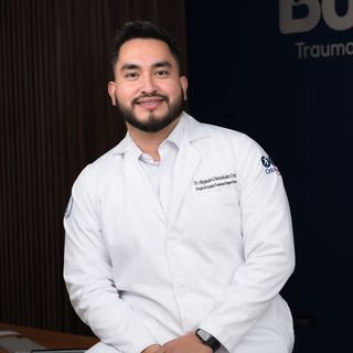 Fotografía de Dr. Alejandro Hernández Cruz, Traumatólogo en Querétaro, Queretaro