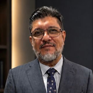 Fotografía de Dr. José Enrique Herrera Mesino, Ortopedista en Monterrey, Nuevo Leon
