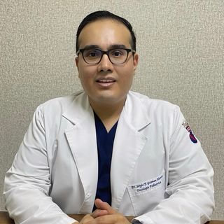 Fotografía de Dr. Sergio Guzman Herrera, Pediatra en Monterrey, Nuevo Leon