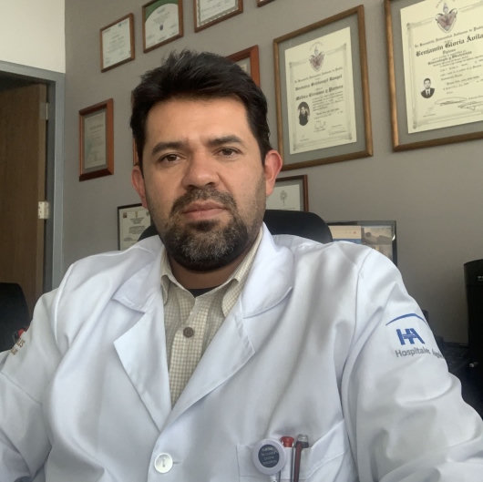 Fotografía de Dr. Benjamin Gloria Avila, Ginecólogo en Puebla, Puebla
