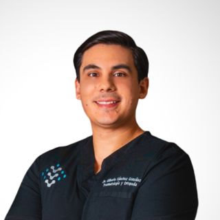 Fotografía de Dr. Gilberto Sánchez González, Traumatólogo en Monterrey, Nuevo Leon
